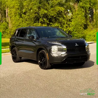 Mitsubishi Outlander SE Black Edition Preta | 7 Lugares