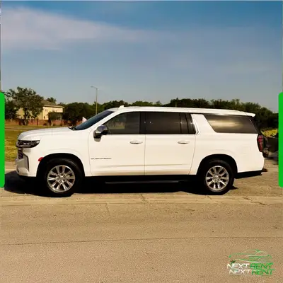 Chevrolet Suburban Premier Branca