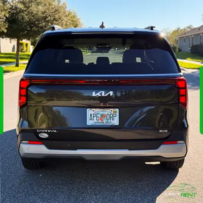 Kia Carnival Híbrido EX Gray | 8 Seats