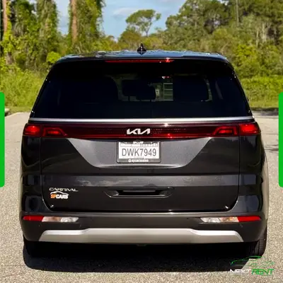 Kia Carnival LX Cinza | 8 Lugares
