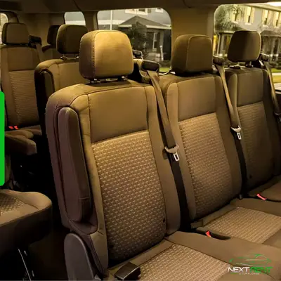 Ford Transit XLT Branca - 12 lugares