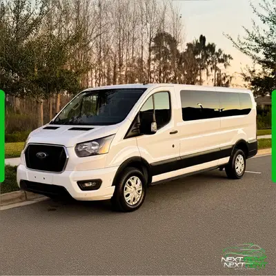 Ford Transit XLT Branca - 12 lugares