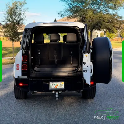 Land Rover Defender X-Dynamic SE Branca
