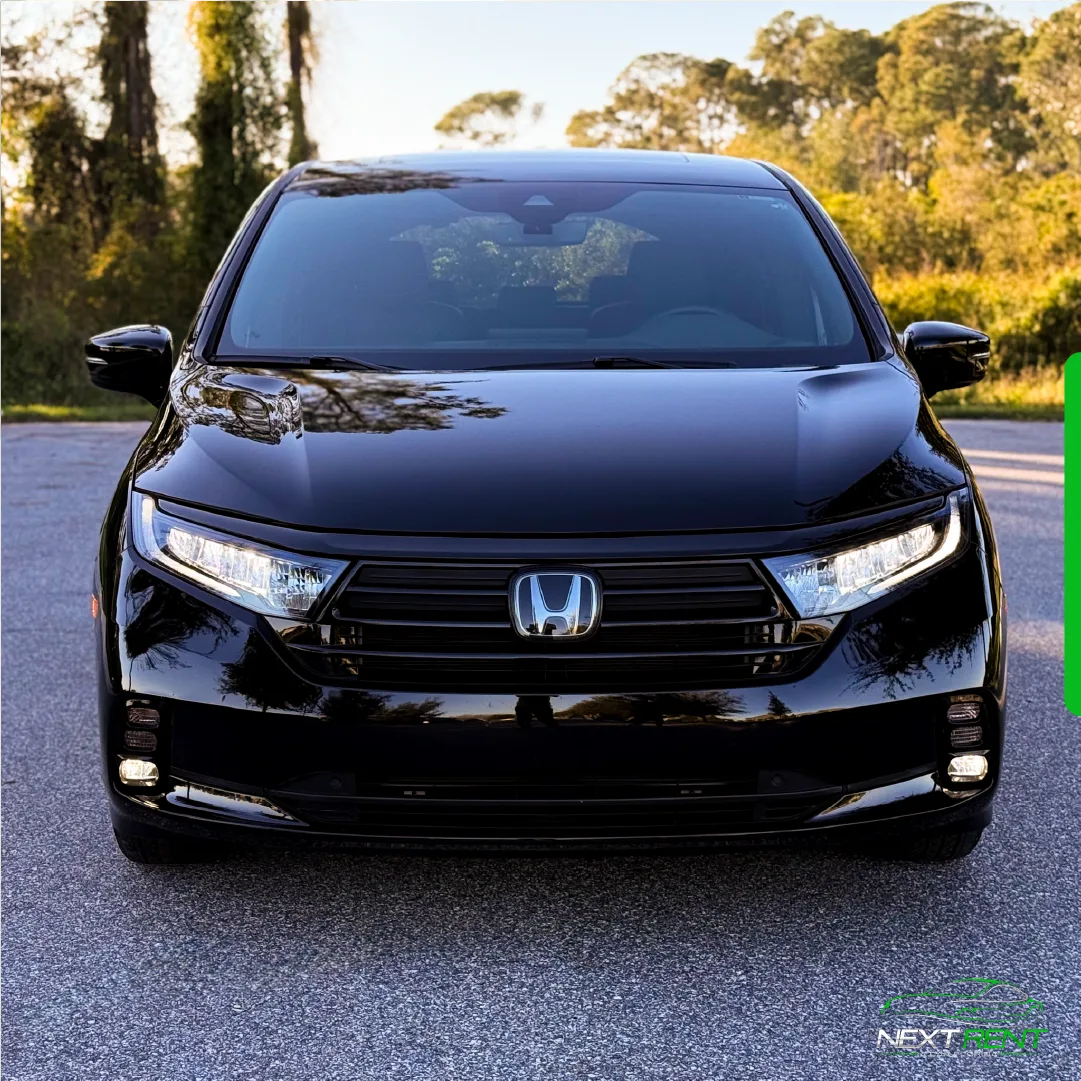 Honda Odyssey Sport Preta | 8 Lugares