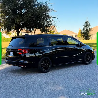Honda Odyssey Sport Preta | 8 Lugares