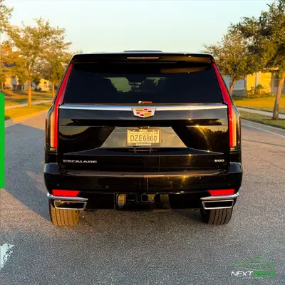 Cadillac Escalade ESV 4WD Premium Luxury Preta