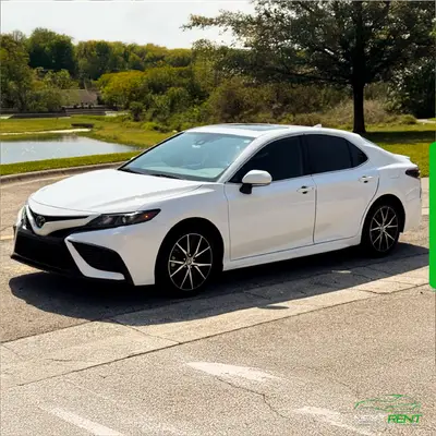 Toyota Camry SE Branca