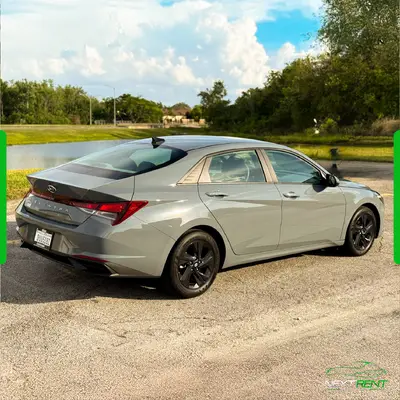 Hyundai Elantra SEL Cinza