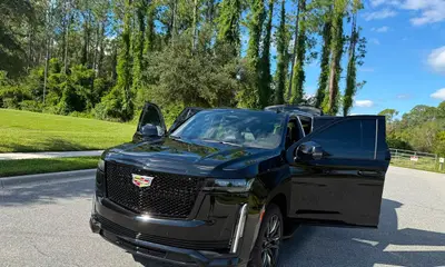 Cadillac Escalade 4WD Sport Preta