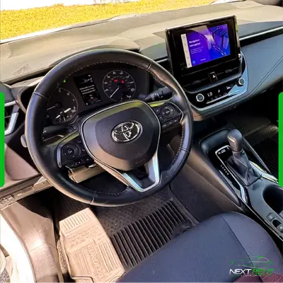 Toyota Corolla SE Cinza