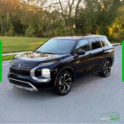 Mitsubishi Outlander PHEV SE Black | 7 Seats