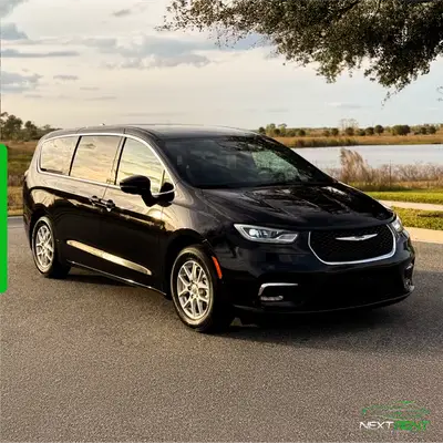 Chrysler Pacifica Select Preta