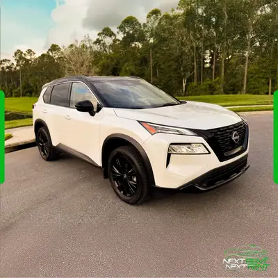 Nissan Rogue SV Branca | 5 Lugares