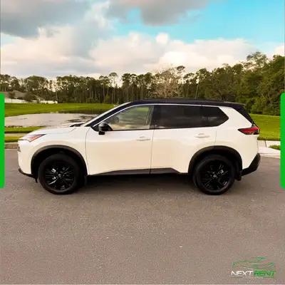 Nissan Rogue SV Branca | 5 Lugares