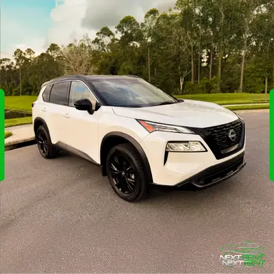 Nissan Rogue SV Branca | 5 Lugares