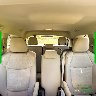 Toyota Sienna · Minivan 8 Lugares