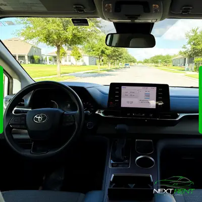 Toyota Sienna · Minivan 8 Lugares