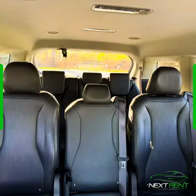 Kia Carnival · Minivan 8 Lugares