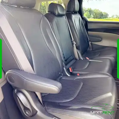 Kia Carnival · Minivan 8 Lugares