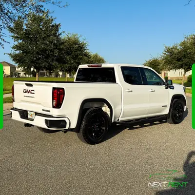 GMC Sierra 1500 · Van 6 Lugares