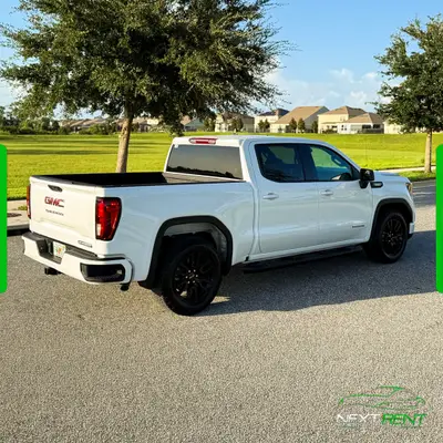 GMC Sierra 1500 · Van 6 Lugares