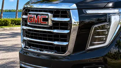 GMC Yukon XL | 8 Lugares