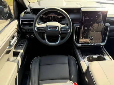 GMC Yukon XL | 8 Lugares