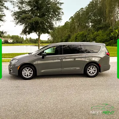 Chrysler Pacifica · Minivan 7 Lugares