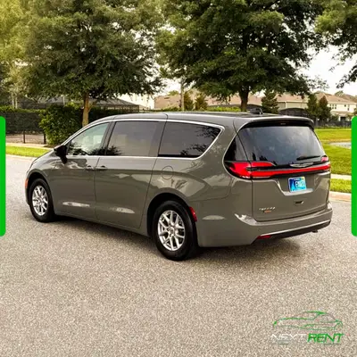 Chrysler Pacifica · Minivan 7 Lugares