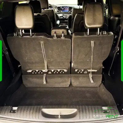 Chrysler Pacifica · Minivan 7 Lugares