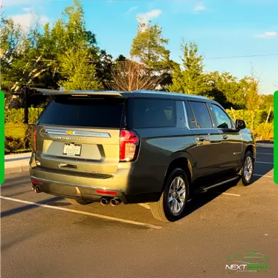 Chevrolet Suburban · SUV Premium 8 Lugares