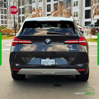 BMW X3 · SUV Premium 5 Lugares