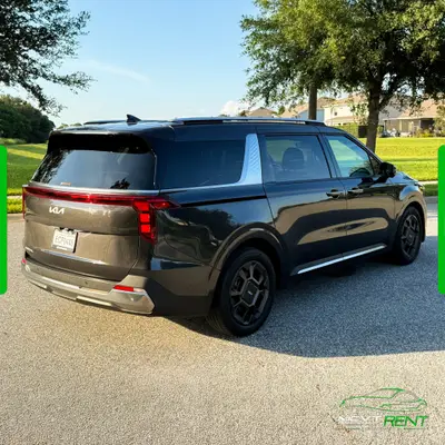Kia Carnival · Minivan 8 Lugares