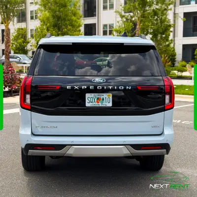 Ford Expedition · SUV Premium 8 Lugares