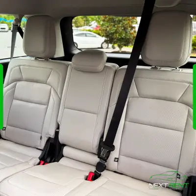 Lincoln Navigator L · SUV Premium
